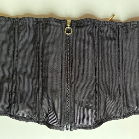 Black Waspie brand new without tags - Picture 1 of 11